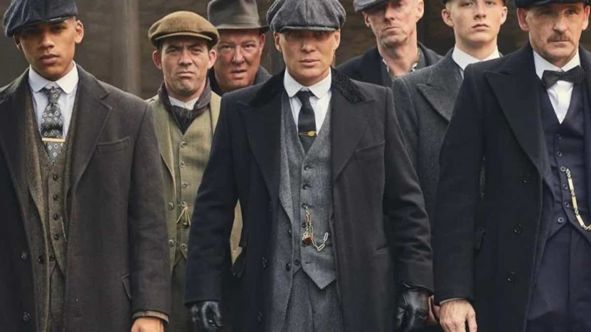 Le gang des Peaky Blinders en casquette gavroche